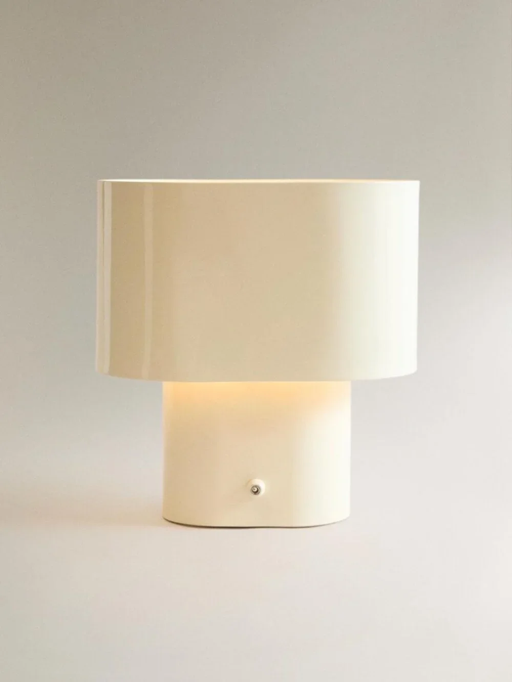 Zara CORDLESS IRON TABLE LAMP